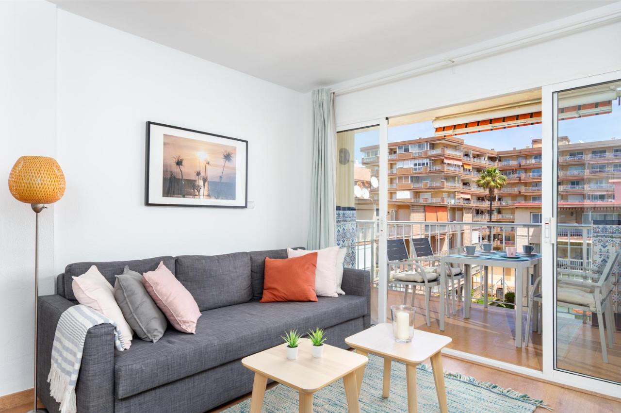 Appartement Beachfront Seaview In Boliches By Costarentals - Ref 141